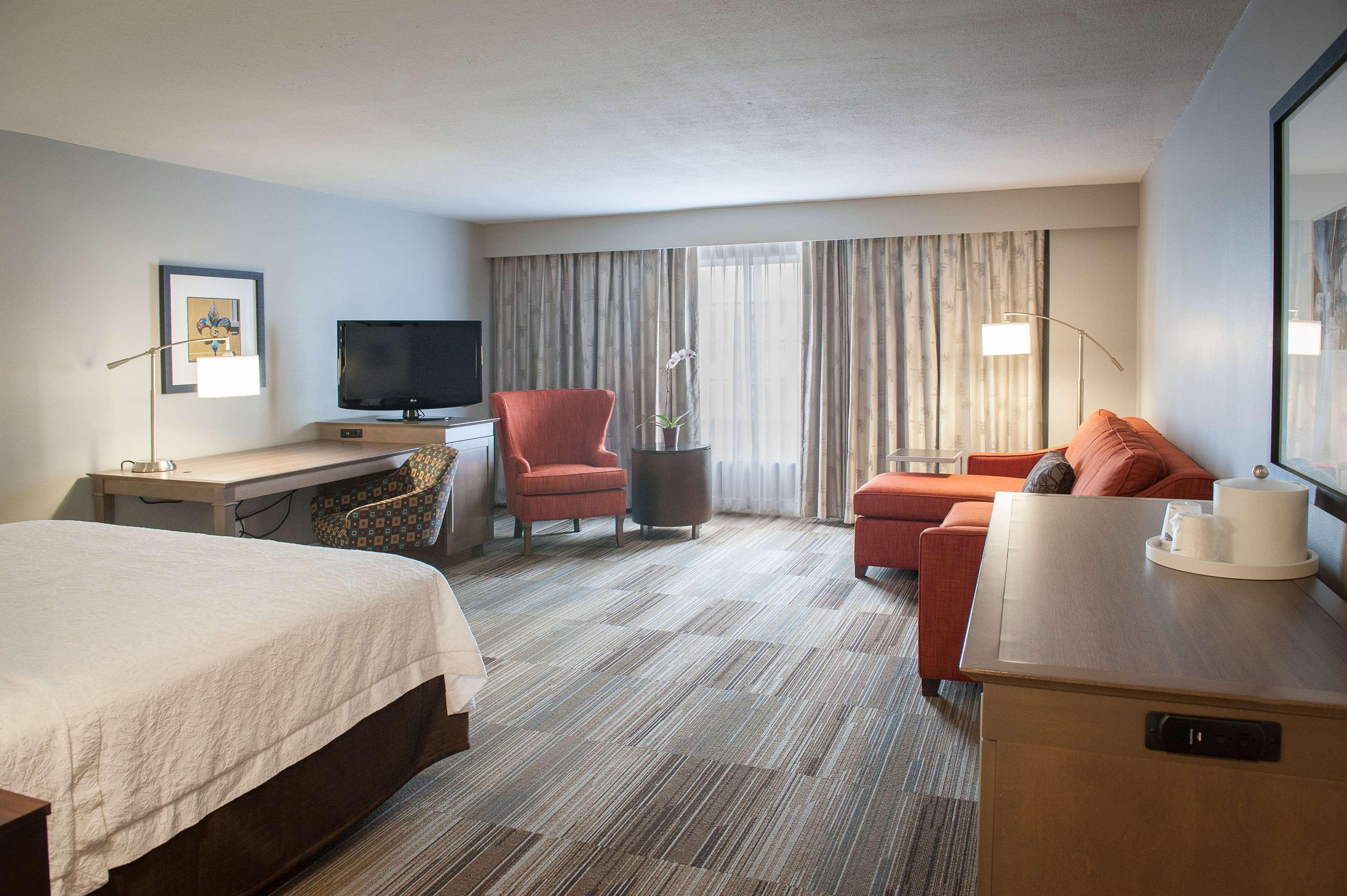 Hampton Inn New Orleans/St.Charles Ave Extérieur photo