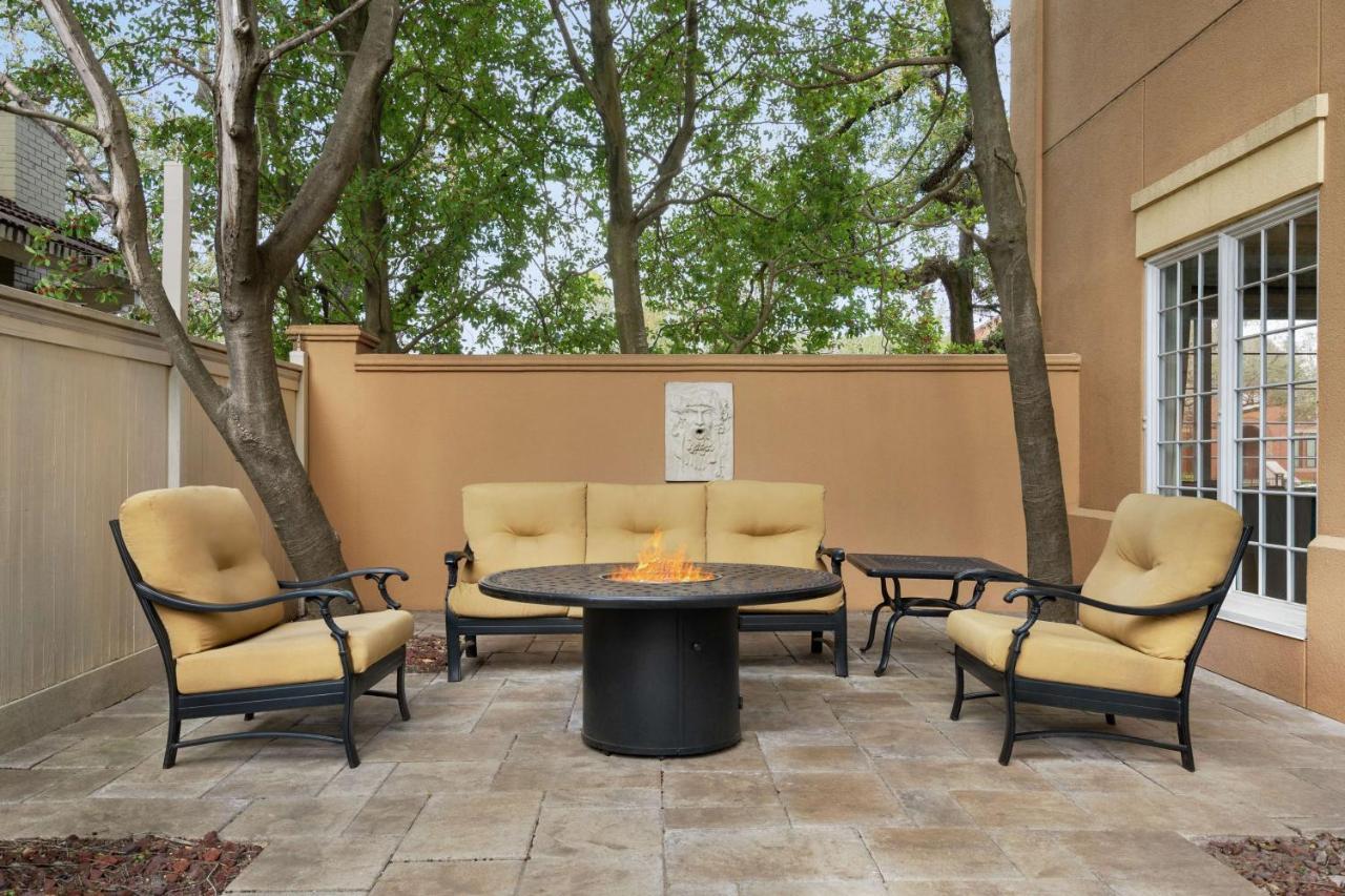Hampton Inn New Orleans/St.Charles Ave Extérieur photo