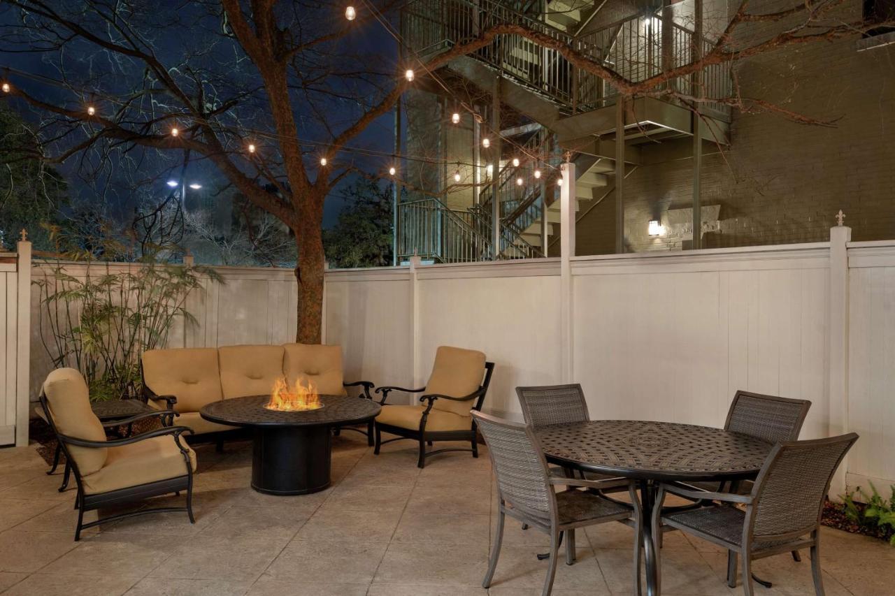 Hampton Inn New Orleans/St.Charles Ave Extérieur photo